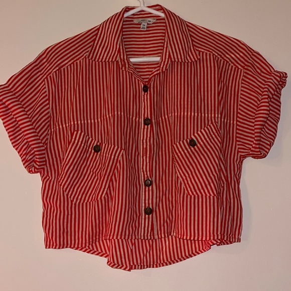 Size Small red stripped button up crop top. - Picture 1 of 3